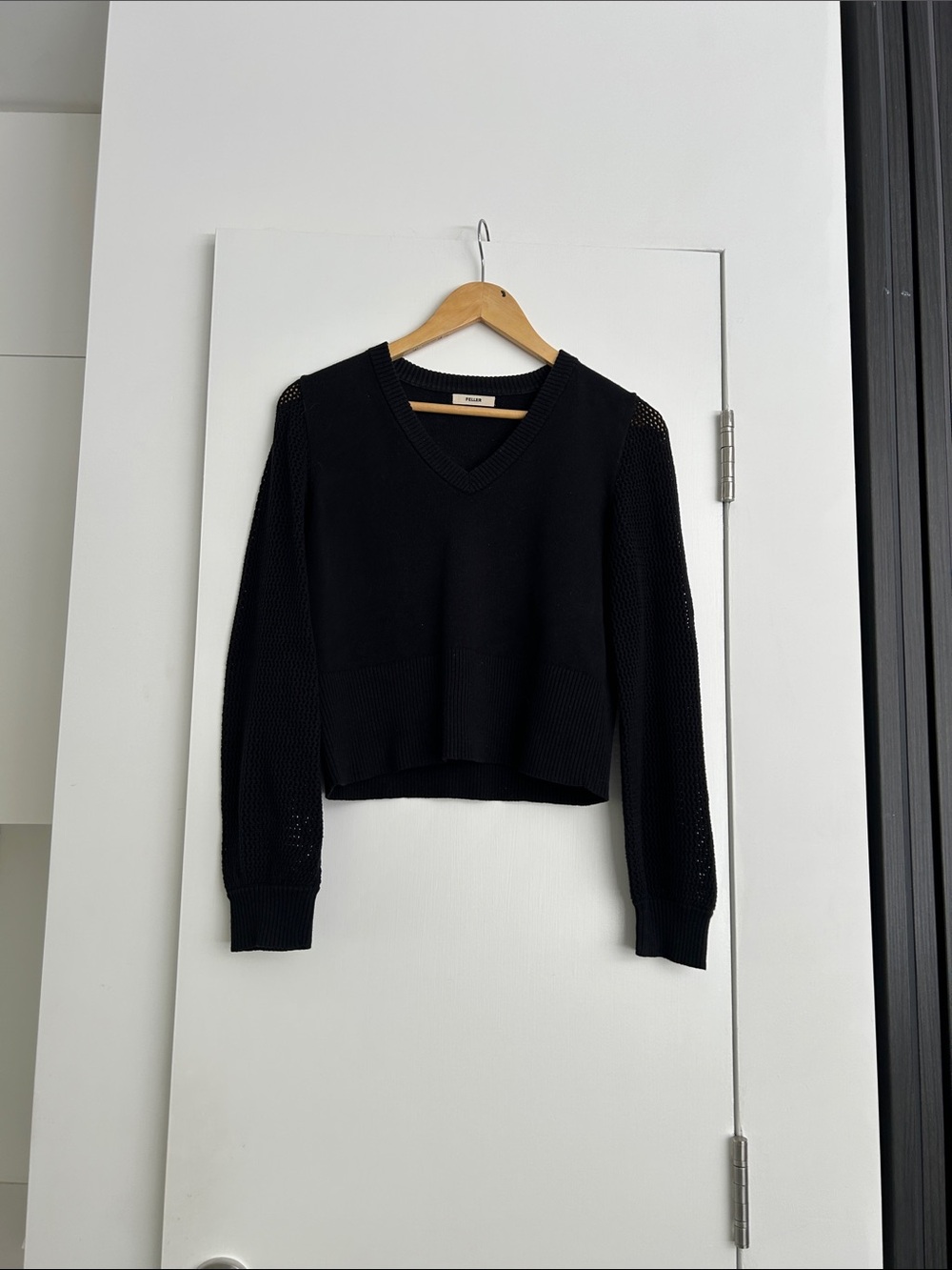 Black V-Neck Knit Cropped Sweater - Women. Size Small.